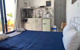 Kionia Apartments